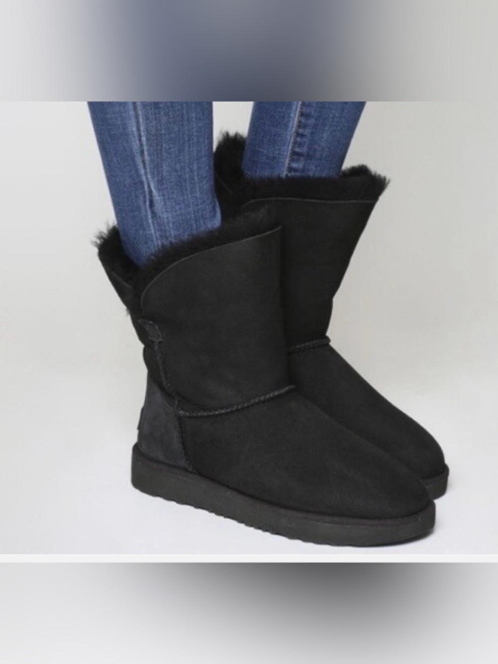 🍷 UGG Women's Black Suede Shearling Short Boot Bailey Button 🍷